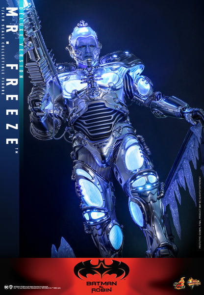 Hot Toys – MMS800 – Batman & Robin: Mr. Freeze (Deluxe Version) 1/6th scale Collectible Figure