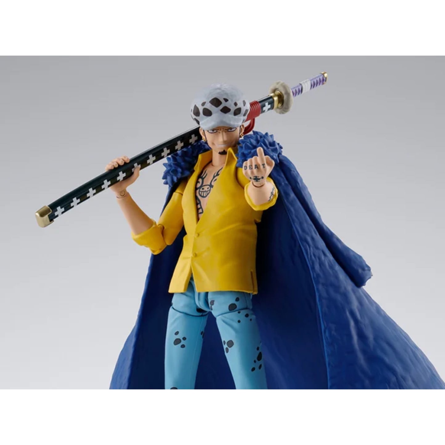 S.H.FIGUARTS - One Piece Trafalgar Law The Raid On Onigashima - 66053-4