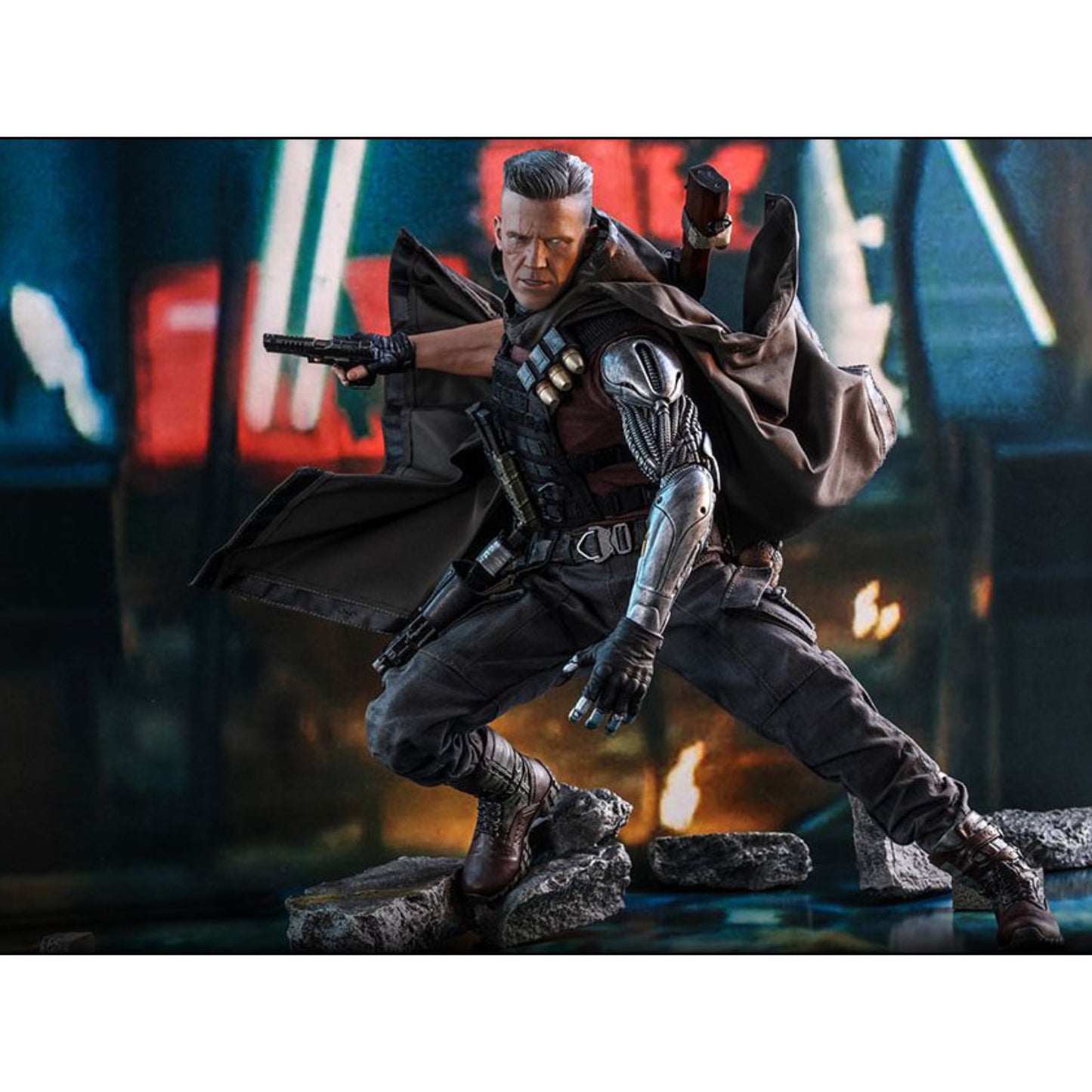 Hot Toys - Deadpool 2 - Cable