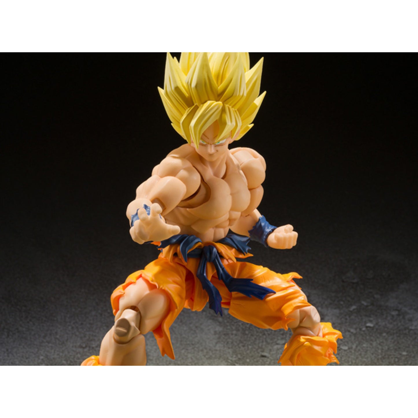 S.H.FIGUARTS - Dragon Ball Z Super Saiyan Son Goku Legendary Super Saiyan - 65043-6