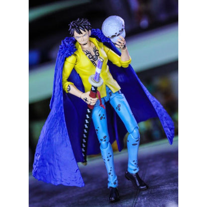 S.H.FIGUARTS - One Piece Trafalgar Law The Raid On Onigashima - 66053-4