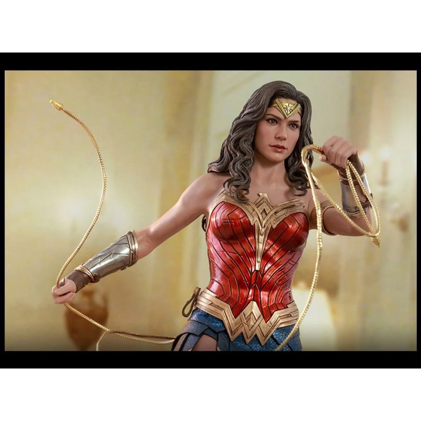 Hot Toys - Wonder Woman 1984 1/6 Scale Figure