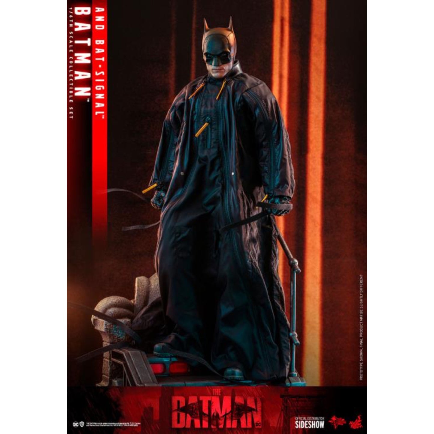 Hot Toys -Batman and Bat-Signal set